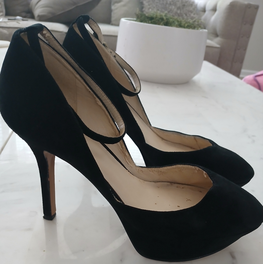 Nine West Black Stiletto Heels with Pointed Toe